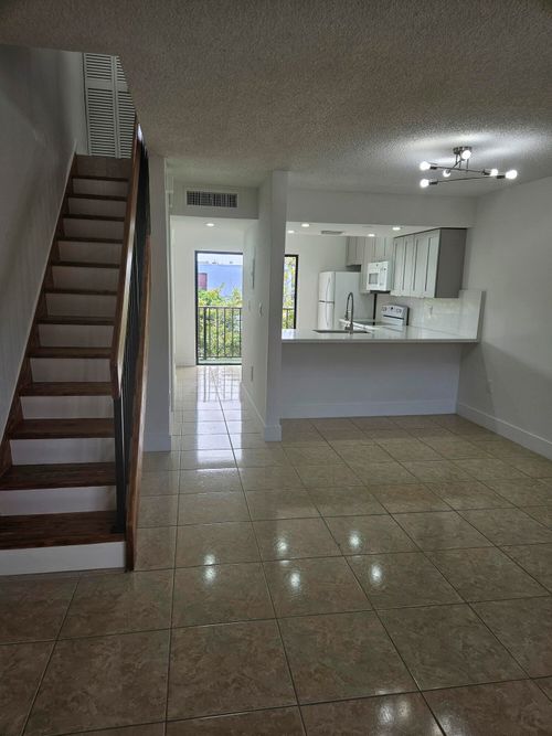 d-23-1328 W 51st Pl, Hialeah, FL, 33012-8105 | Card Image