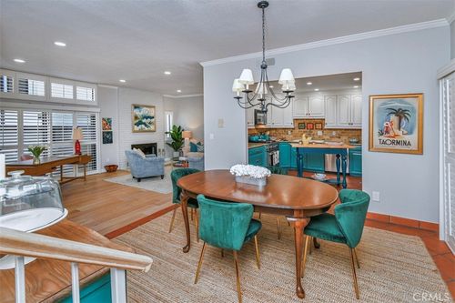 apt-103-14529 Weddington St, Sherman Oaks, CA, 91411-4056 | Card Image