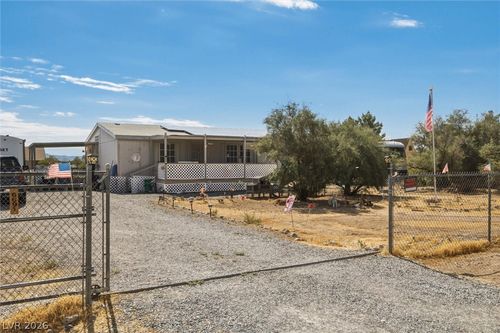 6691 Conestoga Pkwy, Pahrump, NV, 89048-7843 | Card Image