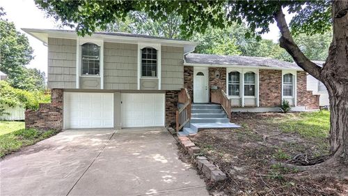 8919 Stark Ave, Kansas City, MO, 64138-4467 | Card Image