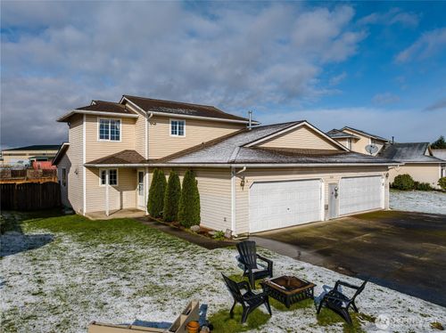 a-16518 40th Ave Ne, Arlington, WA, 98223-8442 | Card Image