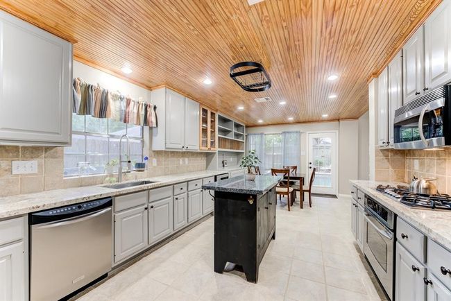 12911 Peach Meadow Drive, House other with 4 bedrooms, 3 bathrooms and 2 parking in Cypress TX | Image 17