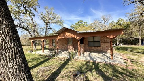 4056 Pecan Ln, Madisonville, TX, 77864-4627 | Card Image