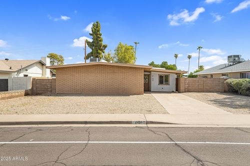 2439 S Dorsey Ln, Tempe, AZ, 85282-2648 | Card Image