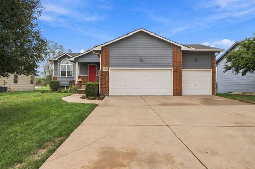 1745 N Black Locust Ct, Andover, KS, 67002-7551 | Card Image