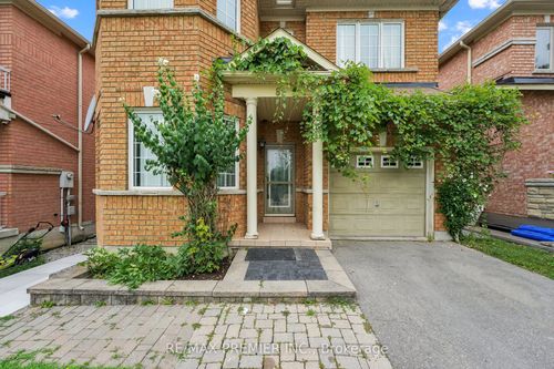 bsmt-81 Greenview Cir, Maple, ON, L6A0B5 | Card Image