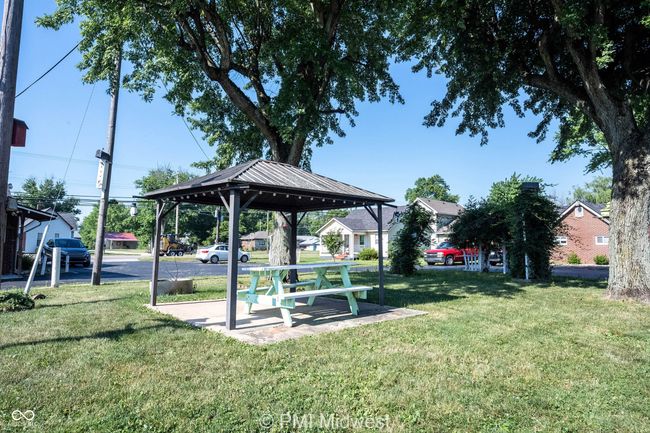 APT-10 - 2142 W Us Highway 40, Condo with 1 bedrooms, 1 bathrooms and null parking in Greenfield IN | Image 19