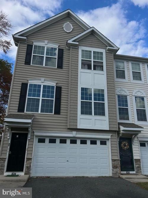 636 Courtly Rd, TOWNSEND, DE, 19734-2895 | Card Image