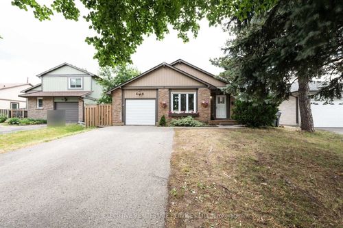 48 Reynier Dr, Brampton, ON, L6Z1L8 | Card Image