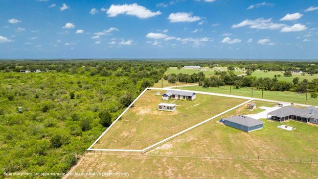 111 Starlight Path Path, House other with 4 bedrooms, 4 bathrooms and 2 parking in Red Rock TX | Image 38