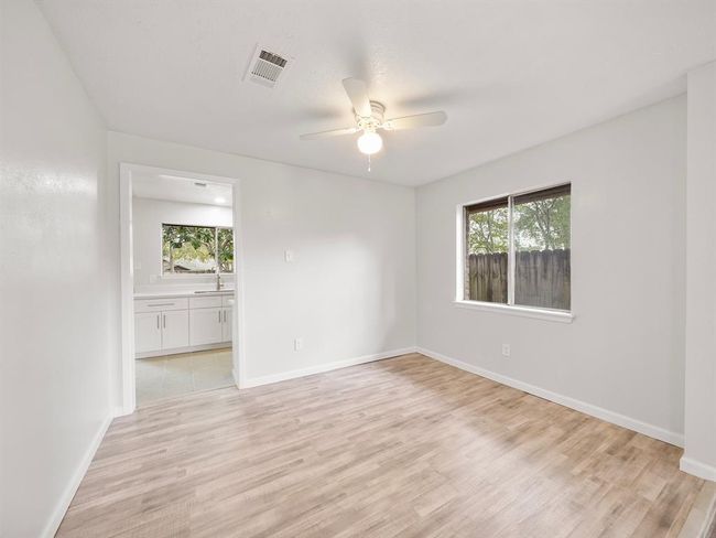 Dedicated Dining room | Image 4