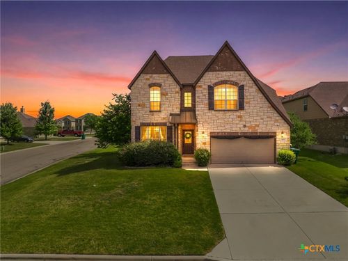 801 Green Meadows Dr, Harker Heights, TX, 76548-8693 | Card Image