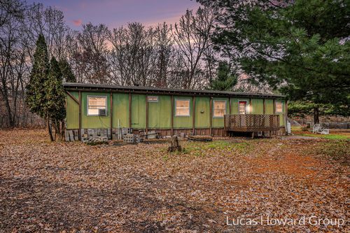 8578-85708578 E Us Highway 10, Branch, MI, 49402-9361 | Card Image