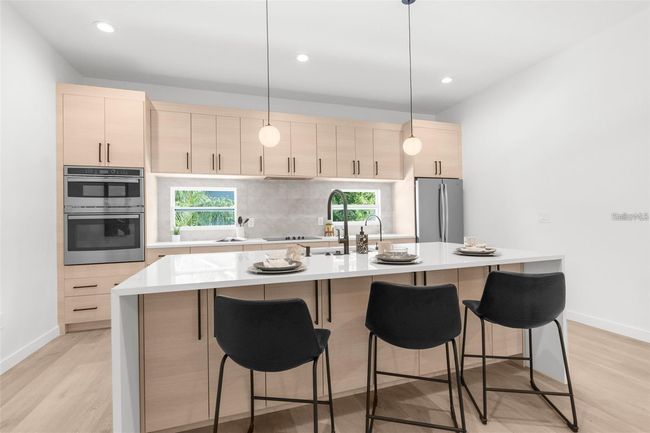 UNIT-3 - 102 W Adalee St, Townhouse with 3 bedrooms, 4 bathrooms and null parking in TAMPA FL | Image 4