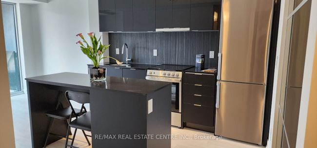 405 - 8 Tippett Rd, Condo with 1 bedrooms, 1 bathrooms and null parking in Toronto ON | Image 9
