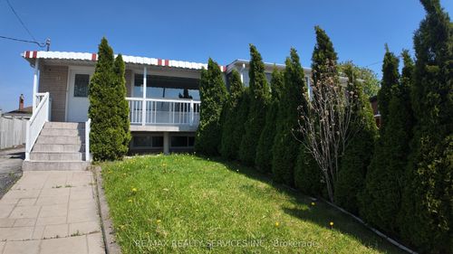 33 Bimini Cres, North York, ON, M3N1S1 | Card Image