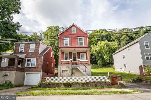 490-488 1st Ter, BETHLEHEM, PA, 18015-3302 | Card Image