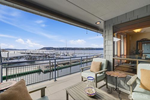 1668 S Wilton Rd, Tacoma, WA, 98465-1035 | Card Image