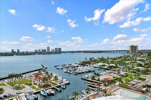 1207-220 Lake Shore Dr, Lake Park, FL, 33403-3606 | Card Image