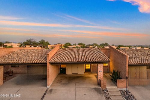 5542 N Camino Arenosa, Tucson, AZ, 85718-5417 | Card Image