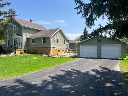 425 S 4th St, Clifton, IL, 60927-7277 | Card Image