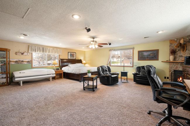 42-web-or-mls-1015-16th-st-sw.jpg | Image 30