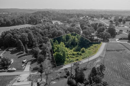 13 Pebble Branch Dr, Nancy, KY, 42544 | Card Image