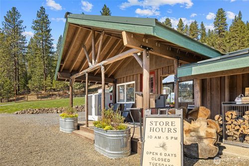 10692 Teanaway Rd, Cle Elum, WA, 98922-9267 | Card Image