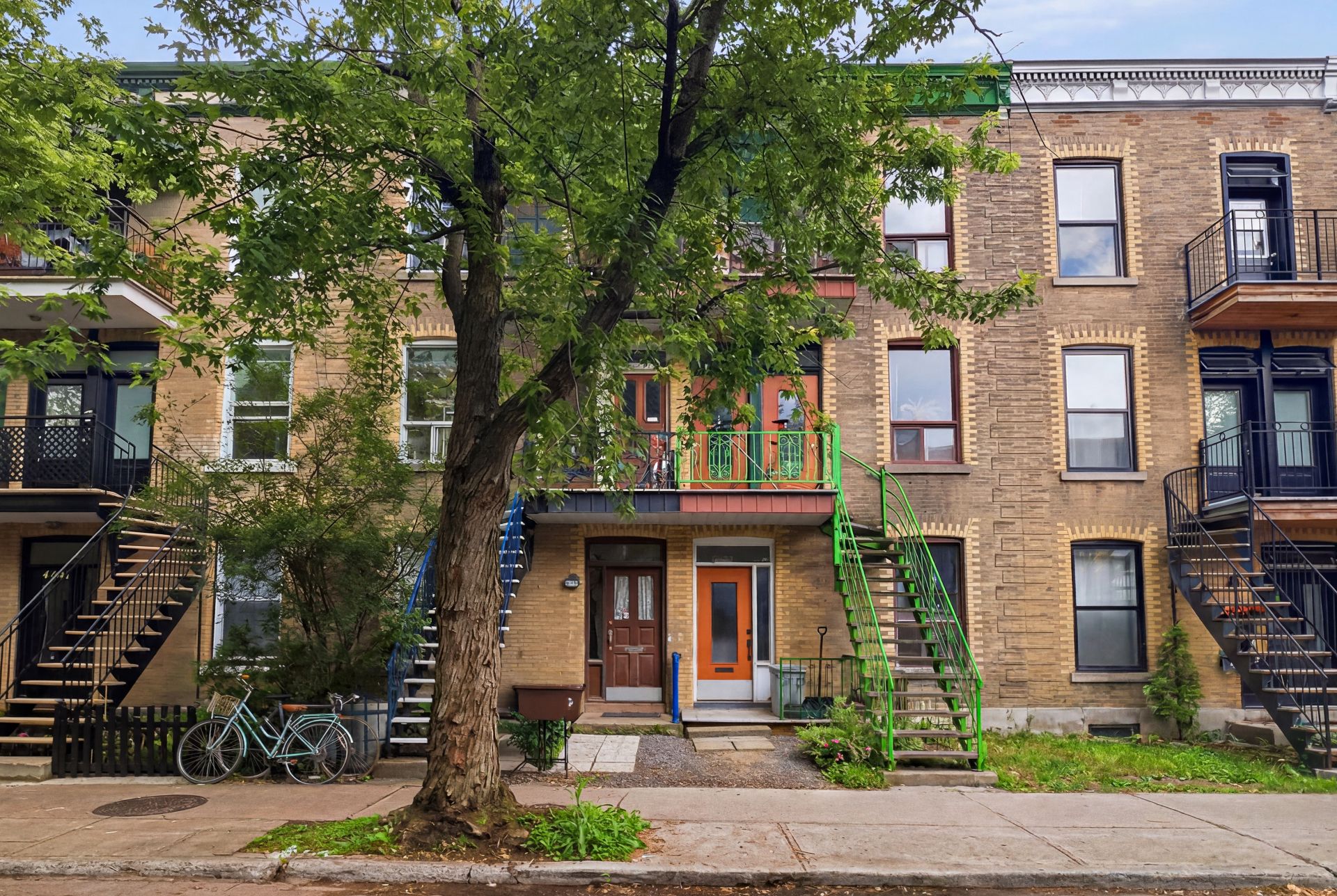 Residential Income in Montréal (Le Plateau-Mont-Royal)