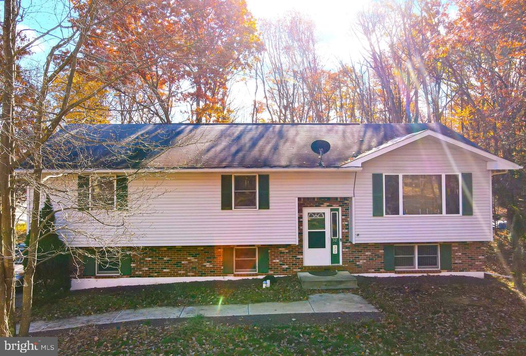 Cobblewood Dr, Mount Pocono, PA 18344