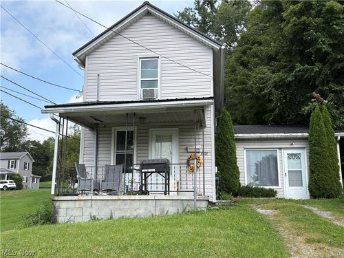 298 E Grant St, East Palestine, OH, 44413-2365 | Card Image