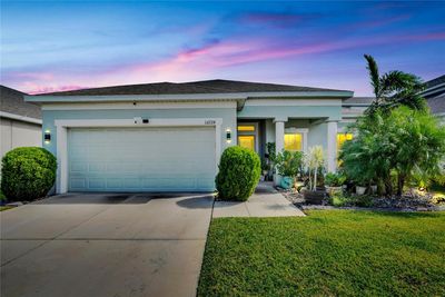 16724 Mooner Plank Circle, House other with 4 bedrooms, 3 bathrooms and null parking in Wimauma FL | Image 1