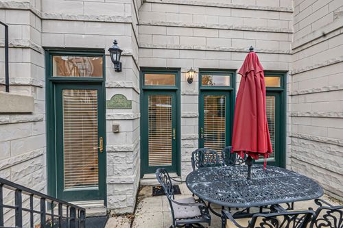 b-2017 Lincoln Ave, Chicago, IL, 60614-4543 | Card Image