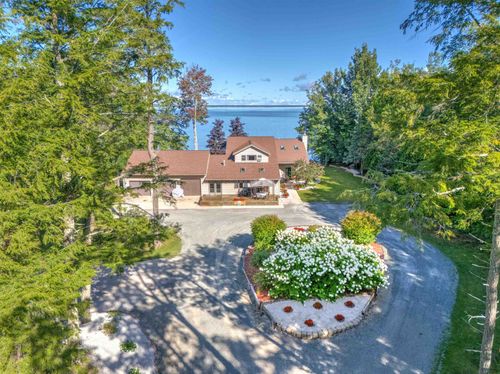 93 County Road 441, Manistique, MI, 49854 | Card Image