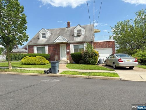 206 Columbia St, Wood Ridge, NJ, 07075-1702 | Card Image