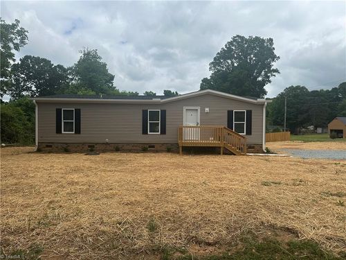327 Wafford Road, Lexington, NC, 27292 | Card Image