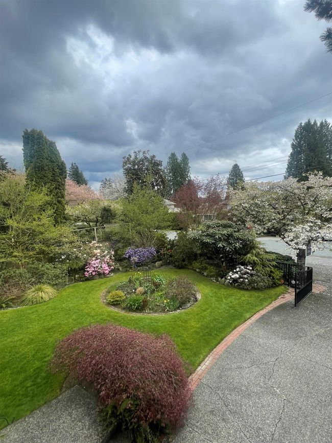2529 Lawson Avenue, House other with 5 bedrooms, 4 bathrooms and 4 parking in West Vancouver BC | Image 38