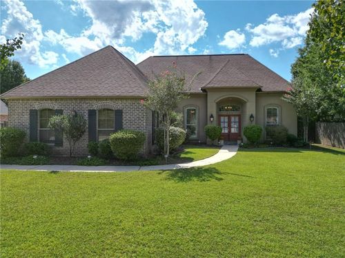 204 Place Saint Jean, Covington, LA, 70433-8112 | Card Image