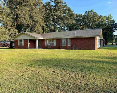 2002 Friendly Ave., House other with 3 bedrooms, 1 bathrooms and null parking in Mt Pleasant TX | Image 2