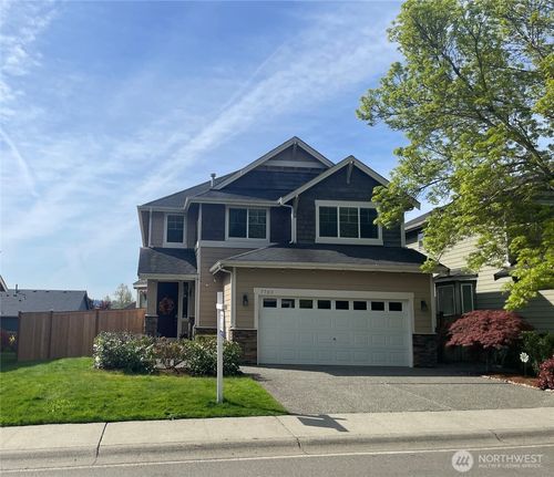 7703 N 201st Place, Kenmore, WA, 98028 | Card Image