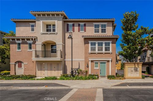 8036 Picasso, Stanton, CA, 90680-3369 | Card Image