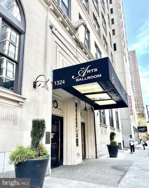 apt-1017-1324 Locust St, PHILADELPHIA, PA, 19107-5650 | Card Image