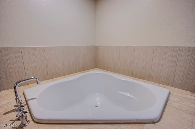 228 - 8925 W Flamingo Rd, Condo with 3 bedrooms, 3 bathrooms and null parking in Las Vegas NV | Image 47