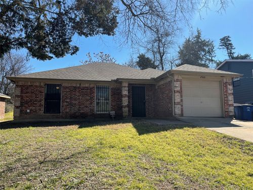 2520 Kirkley St, Dallas, TX, 75241-4829 | Card Image