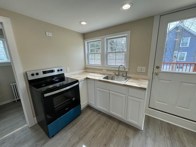106 South St, Home with 0 bedrooms, 3 bathrooms and null parking in Proctor VT | Image 5