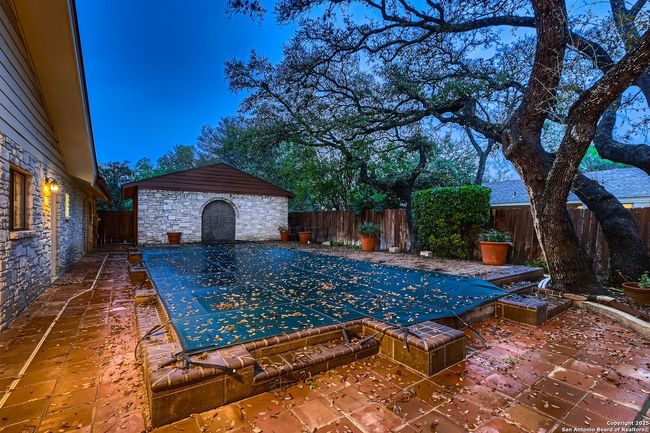 201 Sheffield, House other with 5 bedrooms, 5 bathrooms and null parking in Castle Hills TX | Image 18