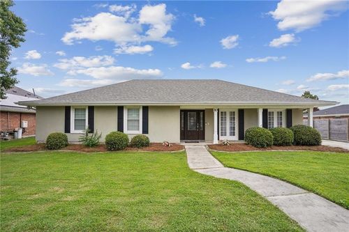 10 Glacier St, Kenner, LA, 70065-1007 | Card Image