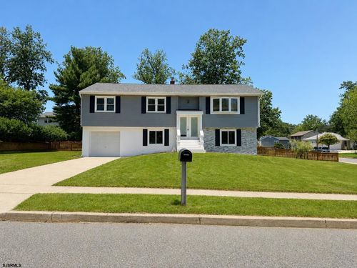 1 Beechwood St, Blackwood, NJ, 08012-2127 | Card Image