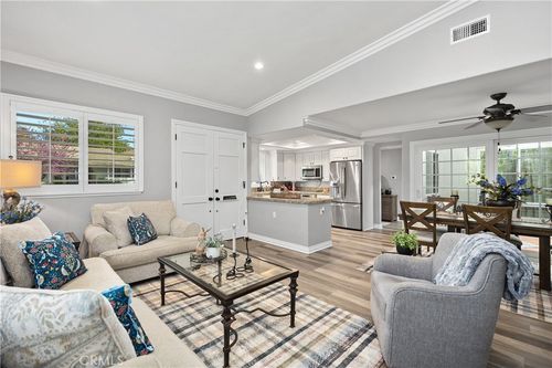 713 Avenida Majorca, Laguna Woods, CA, 92637-6455 | Card Image