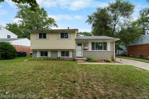 901 Judith St, Westland, MI, 48186-4048 | Card Image